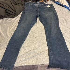 Old Navy Men's Bootcut Jeans in Blue